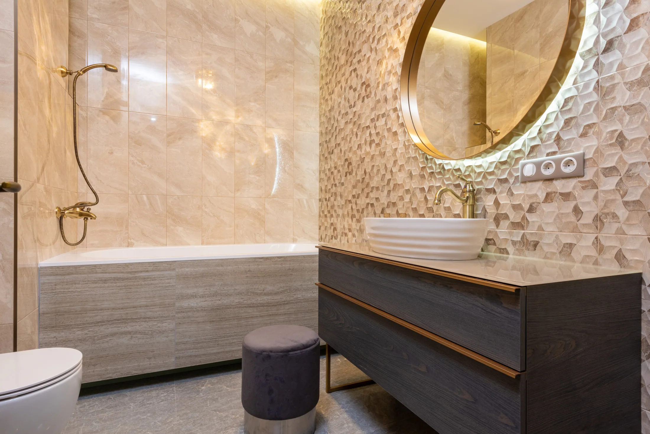 Bathroom and Vanity Interior Solutions interior view