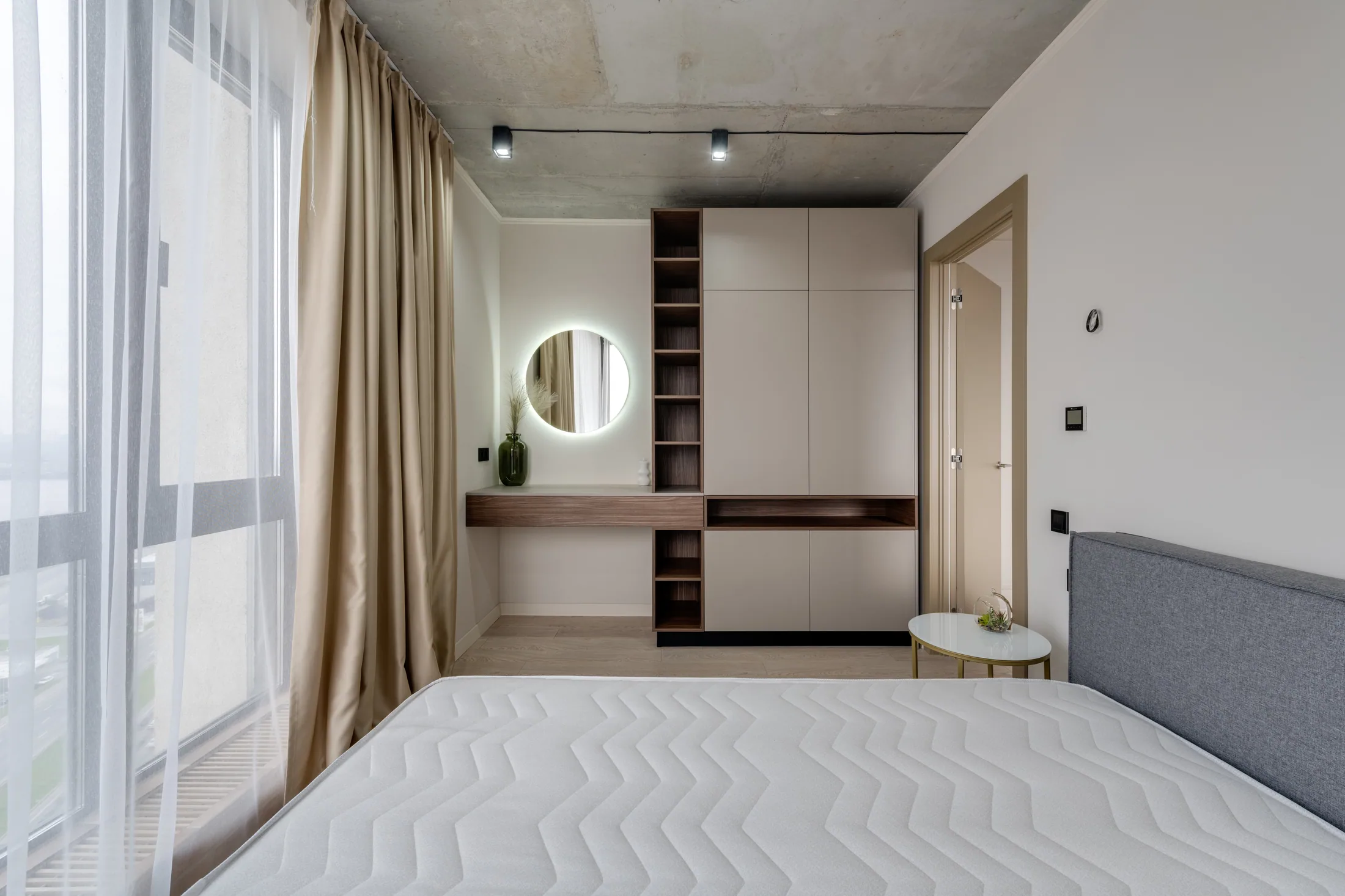 A Complete Guide to Bedroom Design in Sri Lanka supporting visual
