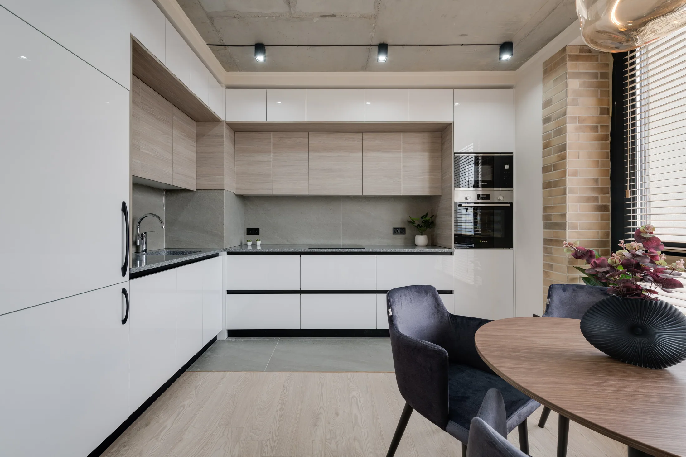 Kitchen and Pantry Interior Solutions interior view