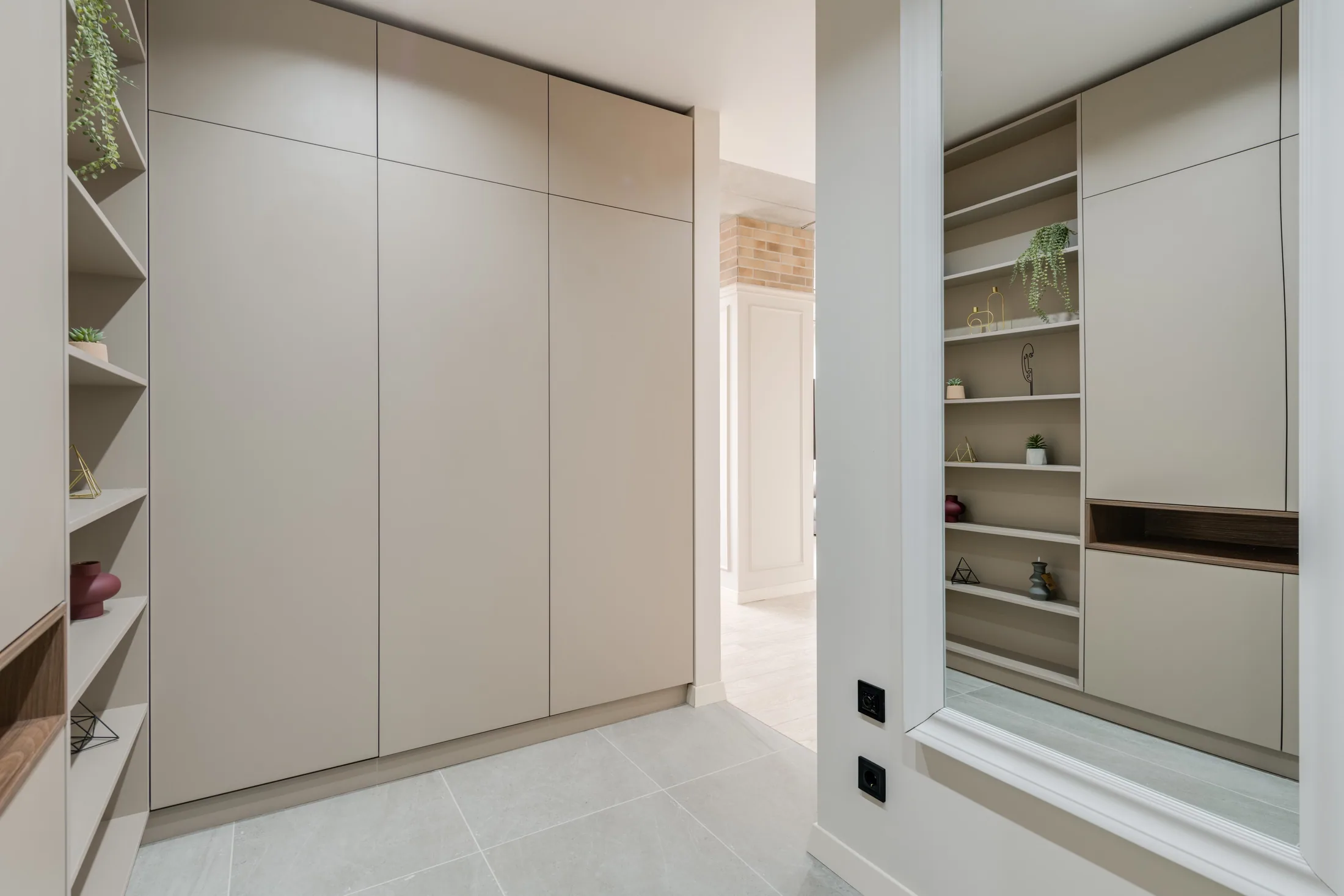 Wardrobes & Storage in Sri Lanka